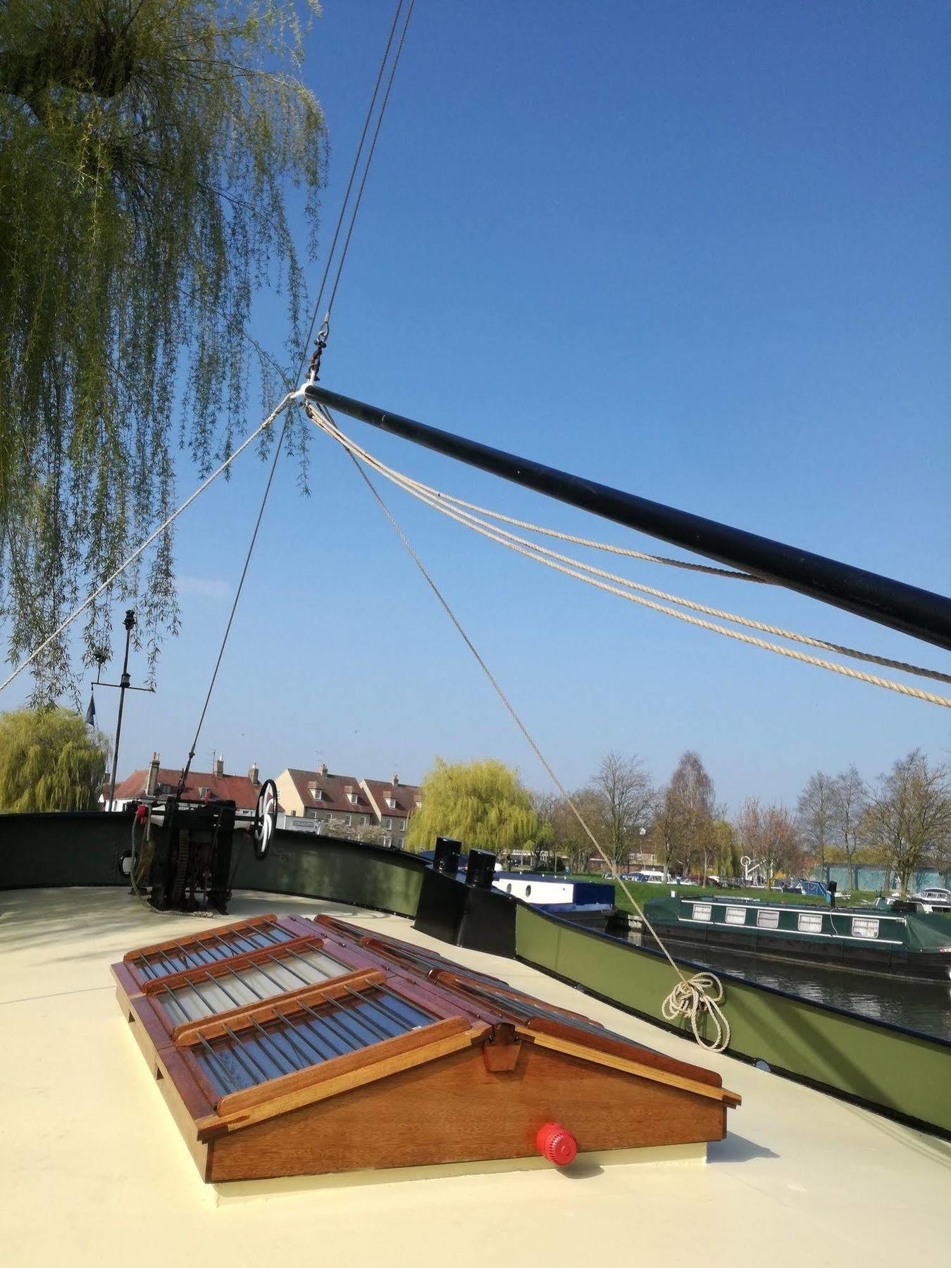 Hotel Barge Waternimf Ely Exterior photo